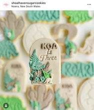 Load image into Gallery viewer, Fern Silicone Cake Mould floral Fondant dinosaurs cake