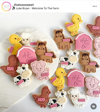 Load image into Gallery viewer, Farm animals cookie cutters and stamps - barn duck donkey chicken horse lamb cow bull pig