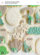 Load image into Gallery viewer, Dinosaurs cookie cutter stamp Skeleton T-Rex Stegosaurus Brontosaurus tricerstops