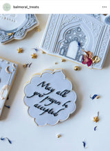 Load image into Gallery viewer, Muslim boy girl praying Cookie Fondant Debosser prayers be accepted