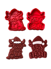 Load image into Gallery viewer, Christmas Highland cow Cookie Cutter Stamp