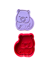 Load image into Gallery viewer, Australian Animals Cookie Cutter Stamp Koala Crocodile Kangaroo Platypus Wombats Emu Tasmanian Devil Cockatoos