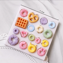 Load image into Gallery viewer, Donut Silicone Mould Candy Waffle Lolly Xmas Wreath Pretzel