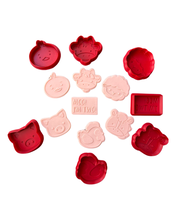 Load image into Gallery viewer, Farm animals head face cookie cutters debosser chicken horse lamb cow pig Moo
