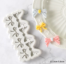 Load image into Gallery viewer, Stylish Bow Silicone Mould Cake Fondant drip bow Soap