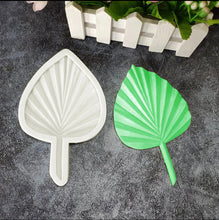 Load image into Gallery viewer, Palm Leaves Silicone Mould Cake Fondant Sugarcraft Soap