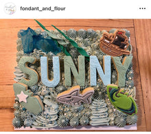 Load image into Gallery viewer, Ocean theme animals cookie cutter fondant embosser - Octopus Dolphin Seahorse Turtle Whale Crab