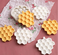 Load image into Gallery viewer, Beehive fondant mould Sugarcraft Soap keyring