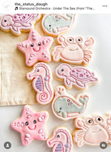 Load image into Gallery viewer, Ocean theme animals cookie cutter fondant embosser - Octopus Dolphin Seahorse Turtle Whale Crab