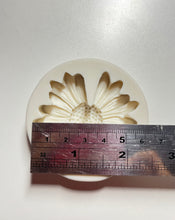 Load image into Gallery viewer, Large Daisy Sunflower Silicone Mould Cake Fondant Candle Sugarcraft Soap