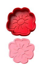 Load image into Gallery viewer, Poppy flower cookie cutter and embosser - Veterans day Least forget
