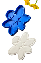 Load image into Gallery viewer, daffodil day cookie stamp and cutter- cancer council - daffodil and cancer ribbon daffodil cutter and stamp
