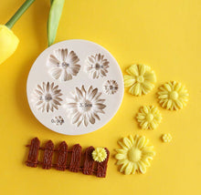 Load image into Gallery viewer, Little Flower Daisy Silicone Mould Cake Fondant Sugarcraft Soap