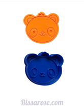 Load image into Gallery viewer, safari zoo animals cookie cutters and stamps -zebra giraffe monkey lion tiger penguin panda panda