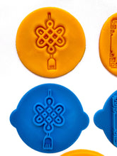 Load image into Gallery viewer, chinese new year cookie stamp fondant embosser chinese knot fortune cookie biscuit pastry stamp baking bakeware clay stamp chinese knotting