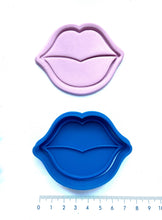 Load image into Gallery viewer, lips cookie cutter stamp love valentine's day mother's day fondant embosser cake decoration