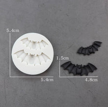 Load image into Gallery viewer, Halloween silicone mould skeleton hand bats pumpkin skull
