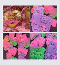 Load image into Gallery viewer, mexican theme cookie cutter stamp - llama, guitar, sombrero, lime ilama