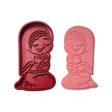 Load image into Gallery viewer, Muslim boy girl praying Cookie Fondant Eid Ramadan Embosser Hijab stamp