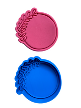 Load image into Gallery viewer, leaf frame cookie cutter and embosser - wreath frame - wedding, baby shower and birthday