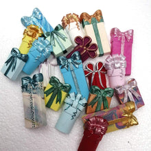 Load image into Gallery viewer, gift box silicone mould christmas present box matching cutter
