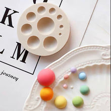 Load image into Gallery viewer, sphere mould pearl hemisphere augar craft cake decor half circle