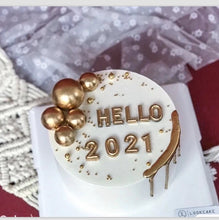 Load image into Gallery viewer, large 3d alphabet number silicone mould captial letter