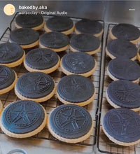 Load image into Gallery viewer, alloy wheel cookie cutter debosser - car tyres hot wheels mechanical