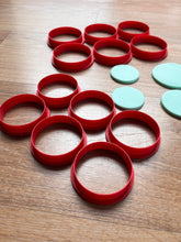 Load image into Gallery viewer, Round Multi Cutter Sharp Edge Cookie Fondant Cutter 5cm 6cm 7cm bake tool