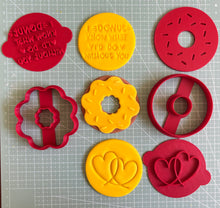 Load image into Gallery viewer, Donut Valentine Cookie Cutter Stamp I donut know what to do heart donut