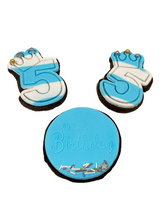 Load image into Gallery viewer, crown number cutter and embosser - prince/princess birthday cookie