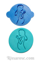 Load image into Gallery viewer, illustrations linear pregnancy cookie embosser - pregnant mum - baby in the tummy - baby shower cookie pregnant mum