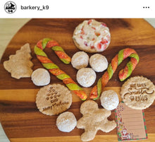 Load image into Gallery viewer, Dog Christmas cookie stamp cake fondant embosser - Merry woofmas here comes to Santa paw