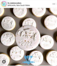 Load image into Gallery viewer, Class of 2024 cookie debosser raised stamp graduation cap