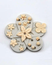 Load image into Gallery viewer, assorted flowers silicone mould - flowers, buds and leaves