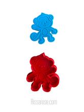 Load image into Gallery viewer, safari theme animals cookie cutter fondant embosser - zoo lion elephant zebra monkey hippo giraffe jungle animal monkey