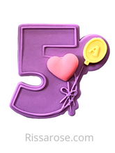 Load image into Gallery viewer, balloons number cookie cutter debosser bouquets heart