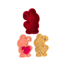 Load image into Gallery viewer, Animated Heart Themed Cookie Cutter Stamp Valentines day
