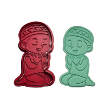 Load image into Gallery viewer, Muslim boy girl praying Cookie Fondant Eid Ramadan Embosser Hijab stamp