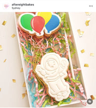 Load image into Gallery viewer, Eid cookie cutter Muslim boy girl Fondant Eid Ramadan Embosser Hijab balloon
