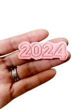 Load image into Gallery viewer, 2024 Cookie Fondant new year class of
