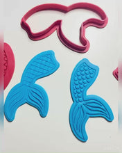 Load and play video in Gallery viewer, Mermaid Tail cookie cutter embosser
