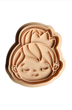 Load image into Gallery viewer, Queen mum cookie cutter stamp set  - Mother&#39;s day princess
