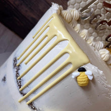 Load image into Gallery viewer, bee mould beehive fondant mold sugarcraft soap
