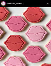 Load image into Gallery viewer, Lips Cookie Cutter Stamp Love Valentine&#39;s day Mother&#39;s day Fondant Embosser Cake Decoration
